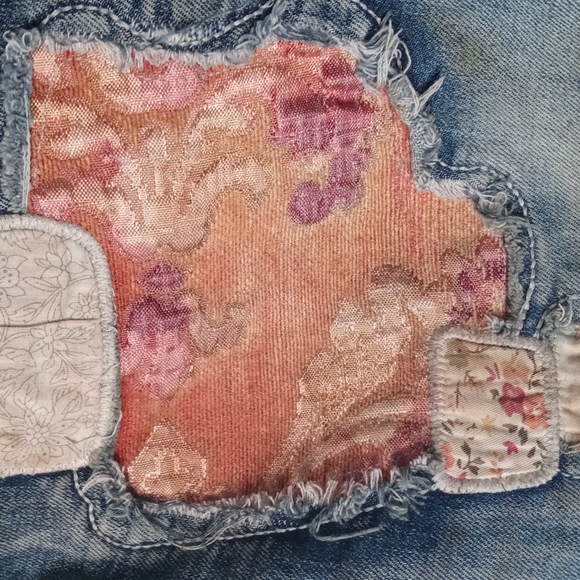 woman jeans size 9  fashion with patches - Picture 3 of 10